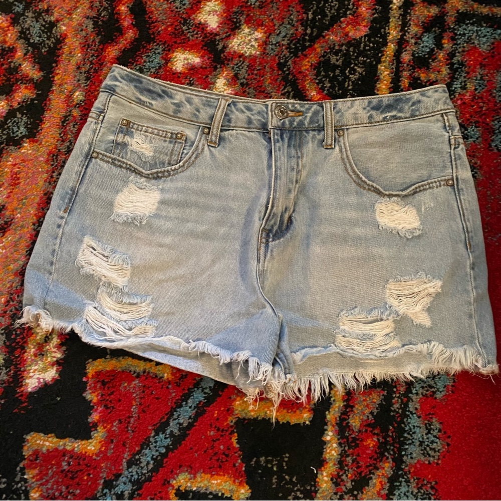 Forever 21 denim cut off shorts